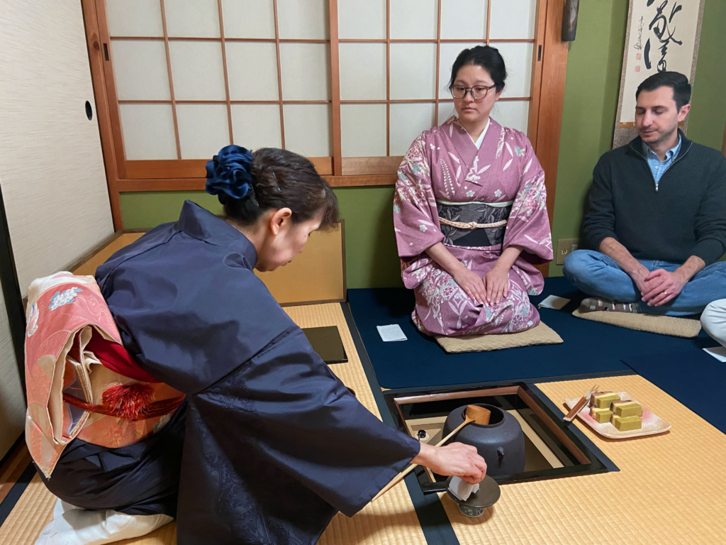 Private Kyoto Walking Tour with Lunch and Matcha Tea Ceremony 4 tour4